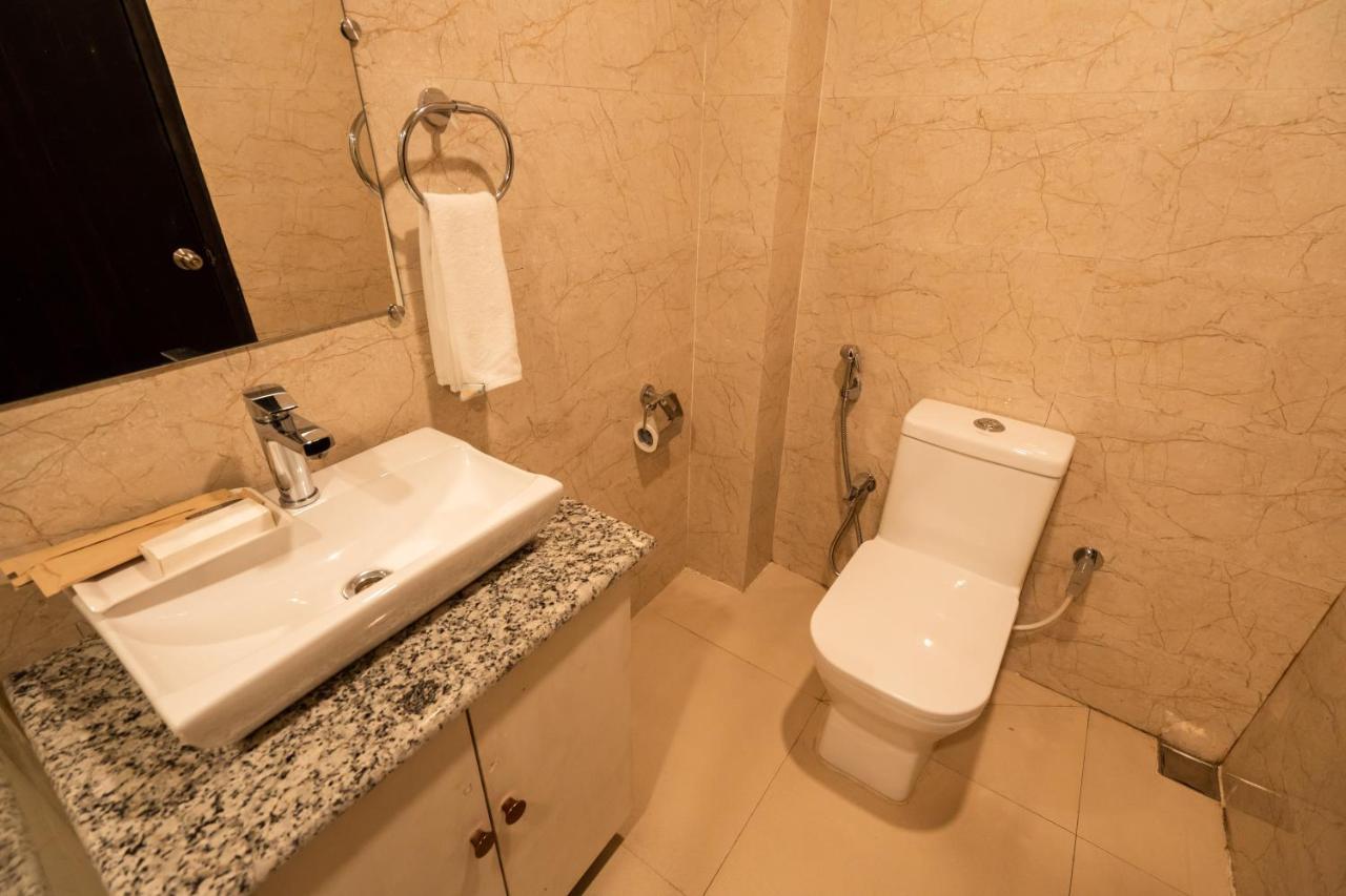 Royale Lalawi Hotel Āīzawl Zewnętrze zdjęcie