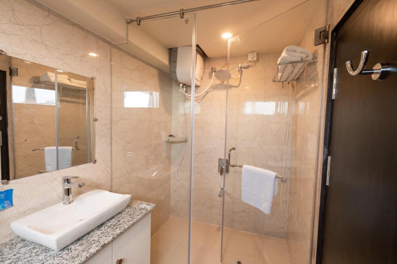 Royale Lalawi Hotel Āīzawl Zewnętrze zdjęcie