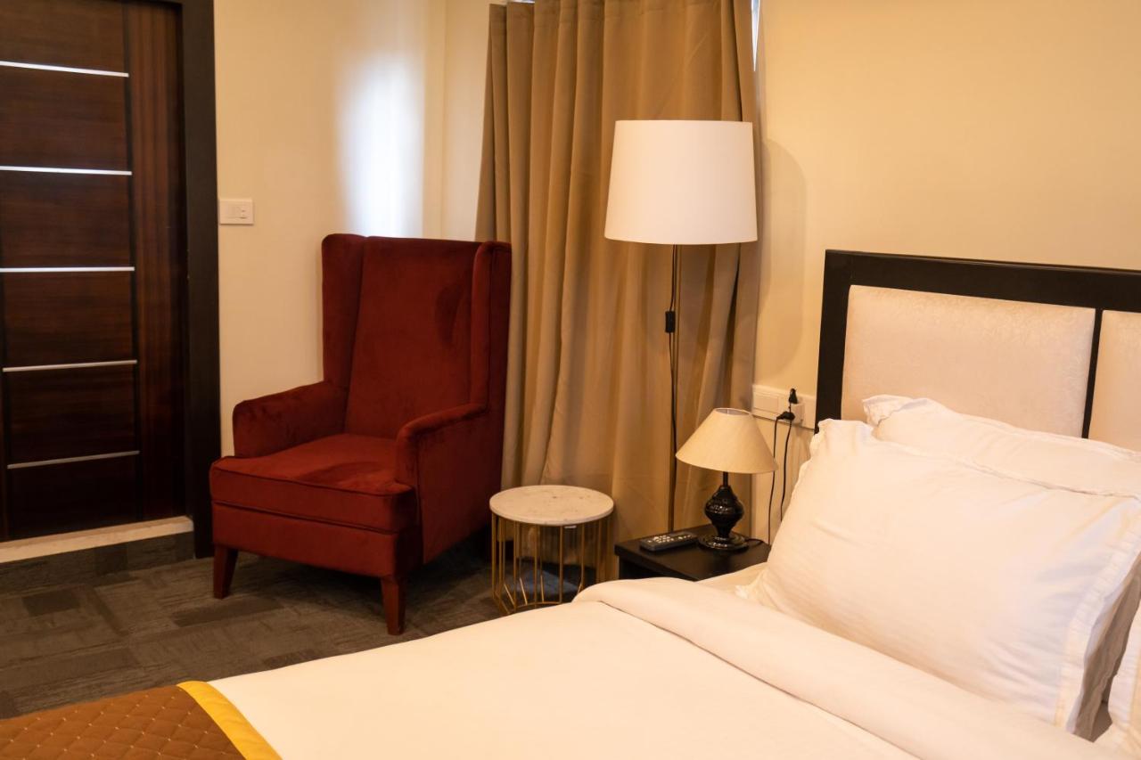 Royale Lalawi Hotel Āīzawl Zewnętrze zdjęcie