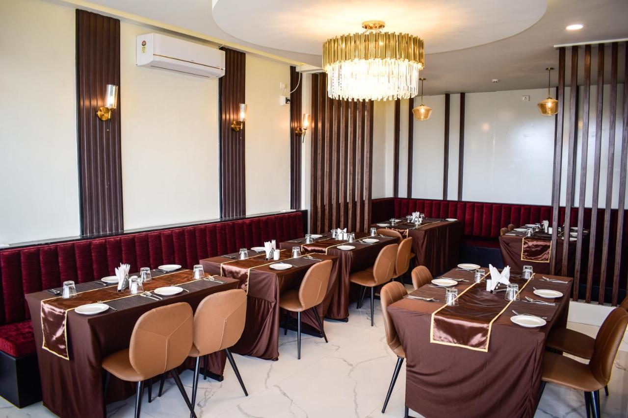 Royale Lalawi Hotel Āīzawl Zewnętrze zdjęcie