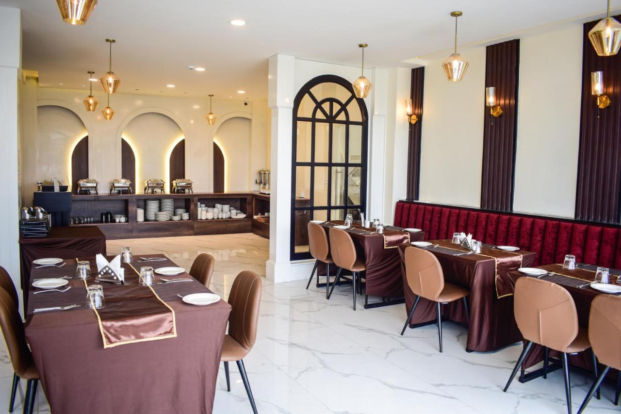 Royale Lalawi Hotel Āīzawl Zewnętrze zdjęcie